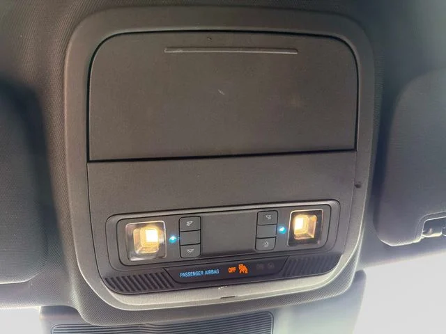 Used 2020 Black Ford XLT image 31