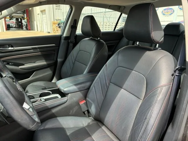 2023 Nissan Altima SR - Photo 7