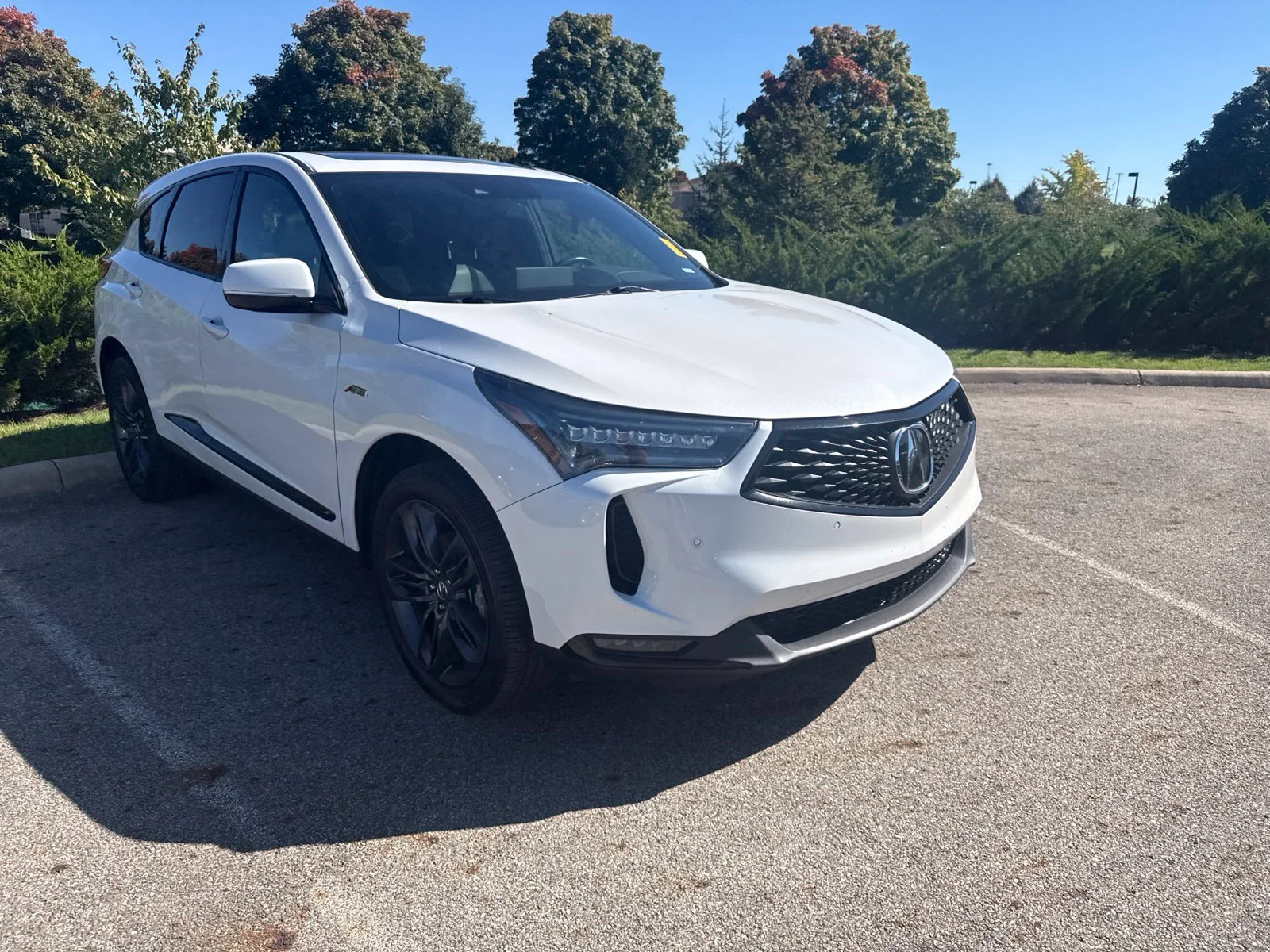 Used 2024  Acura  image 3