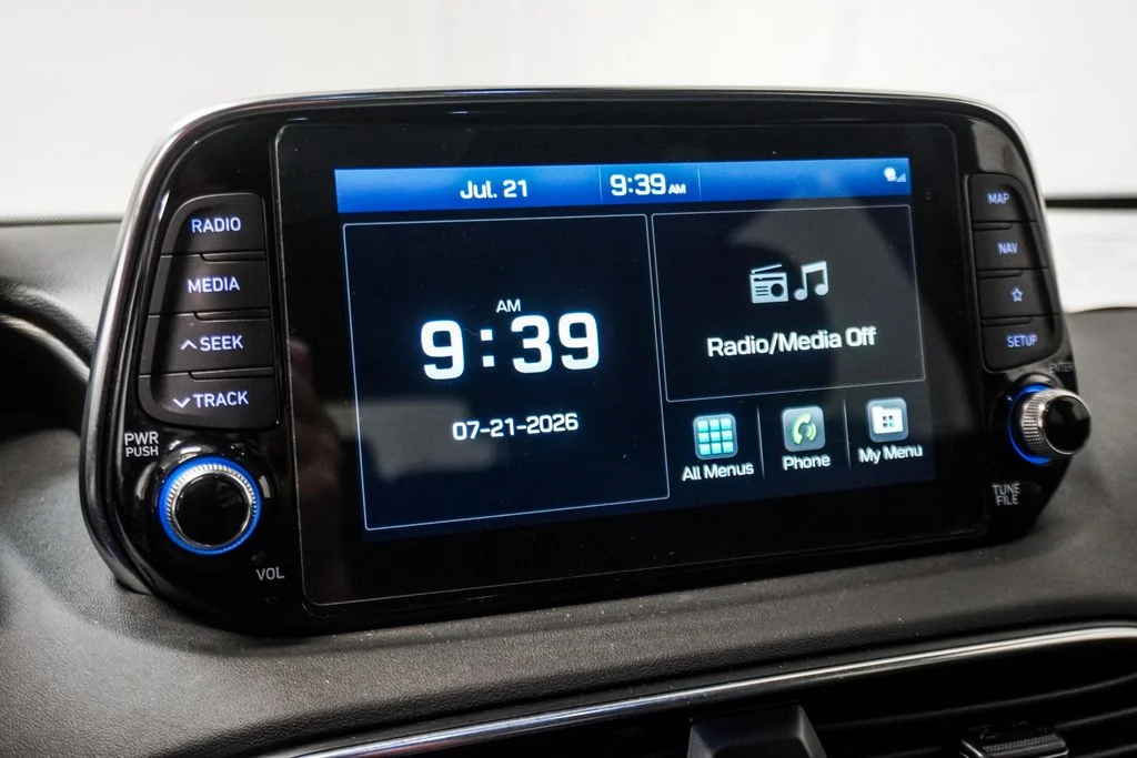 Used 2020 Silver Hyundai Limited image 23