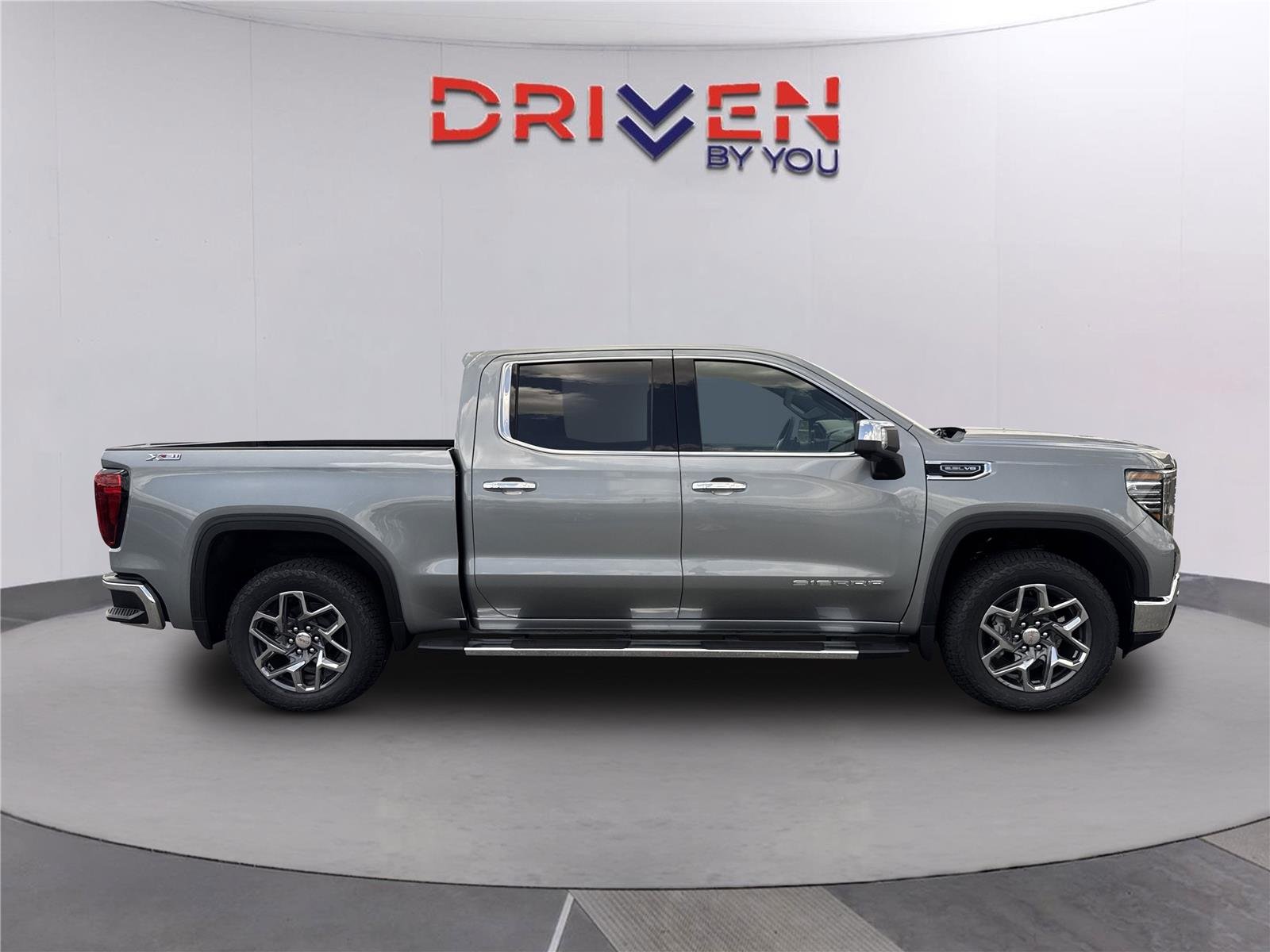 New 2026 Sterling Metallic GMC SLT image 3