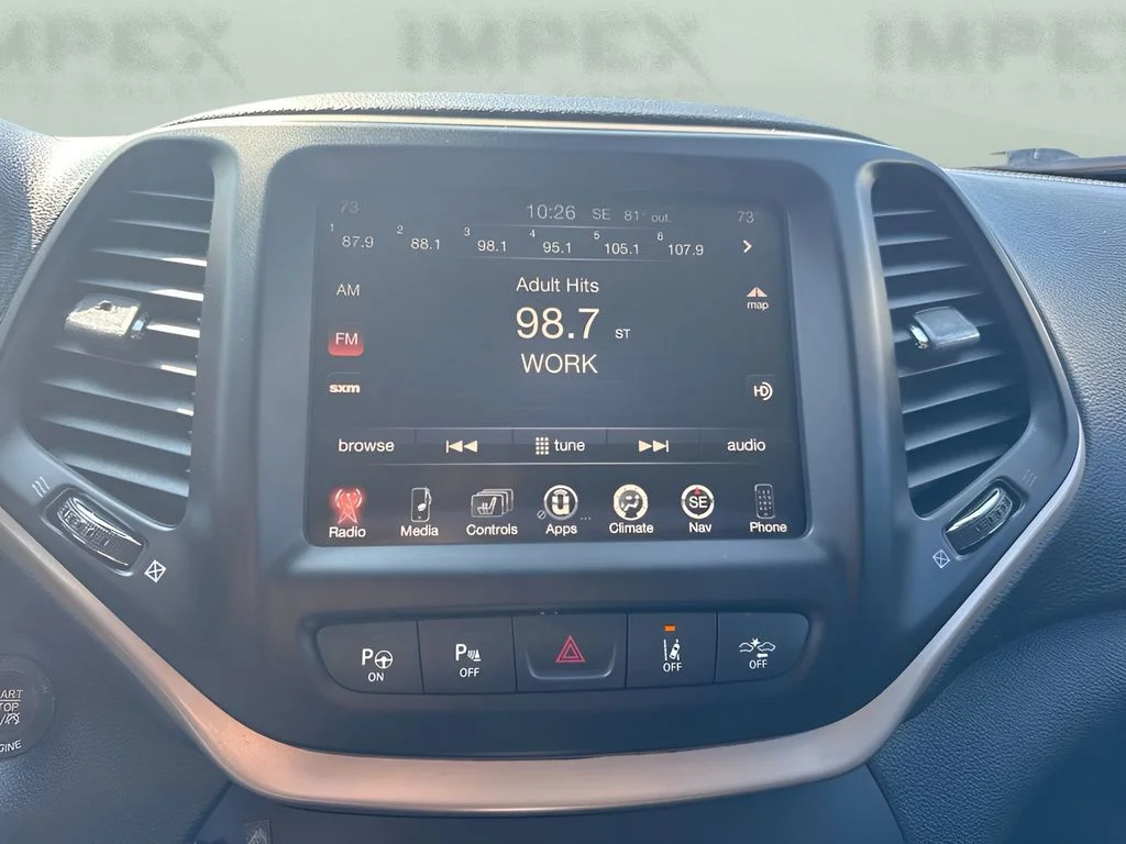 Used 2015 Black Jeep Limited image 13