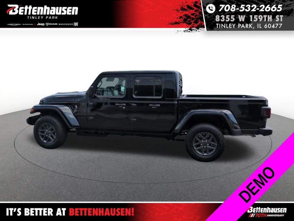 New 2026 Black Clear-Coat Exterior Paint Jeep Sport S image 13
