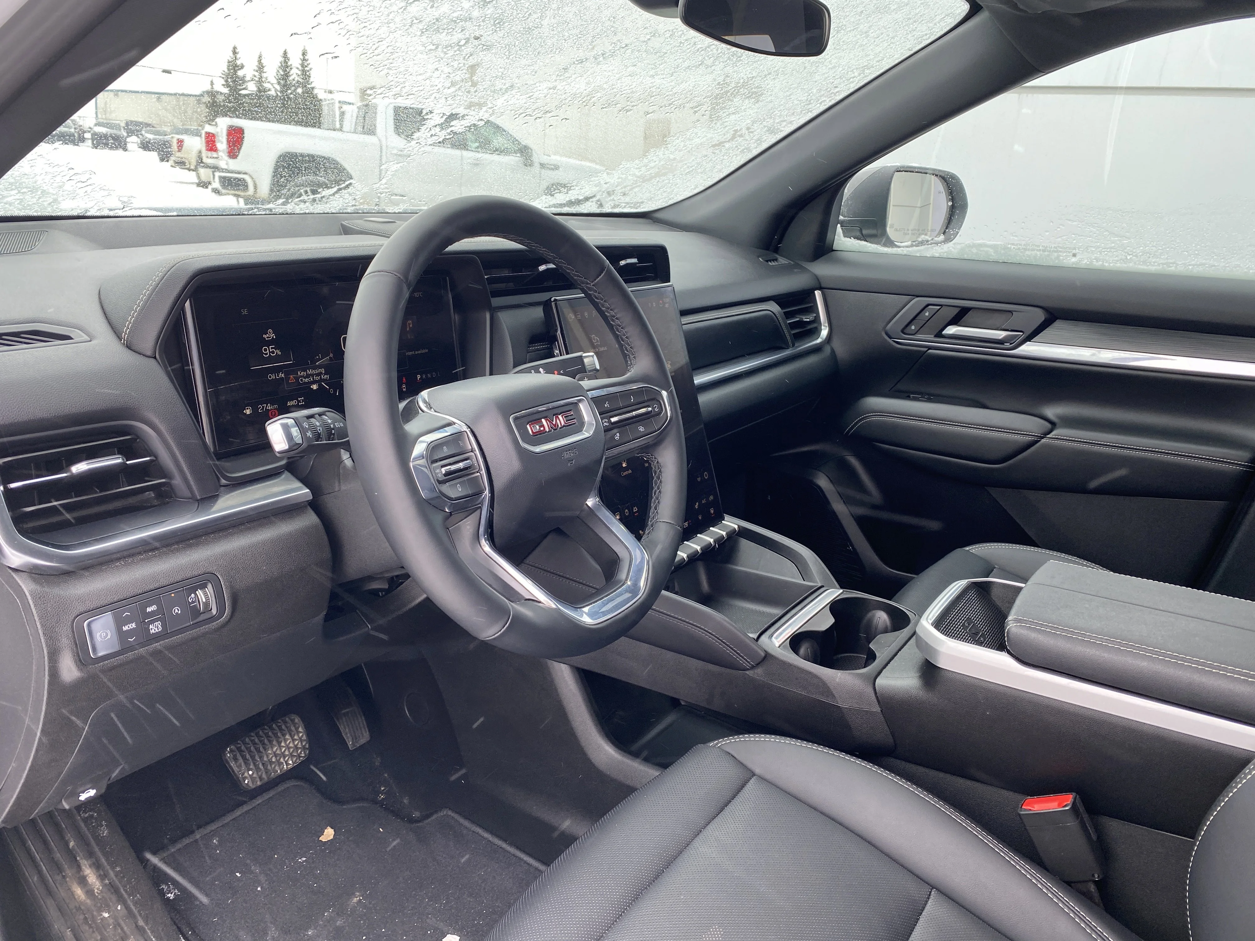 Certified Used 2026 White GMC AWD Elevation * PREMIUM PACKAGE * PANORAMIC SUNROOF * POWER TAILGATE image 9