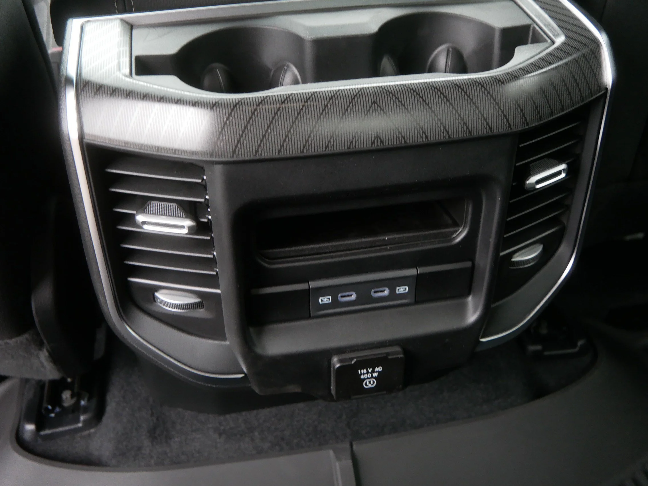 New 2026 Diamond Black Crystal Pearl-Coat Exterior Paint RAM Big Horn image 6