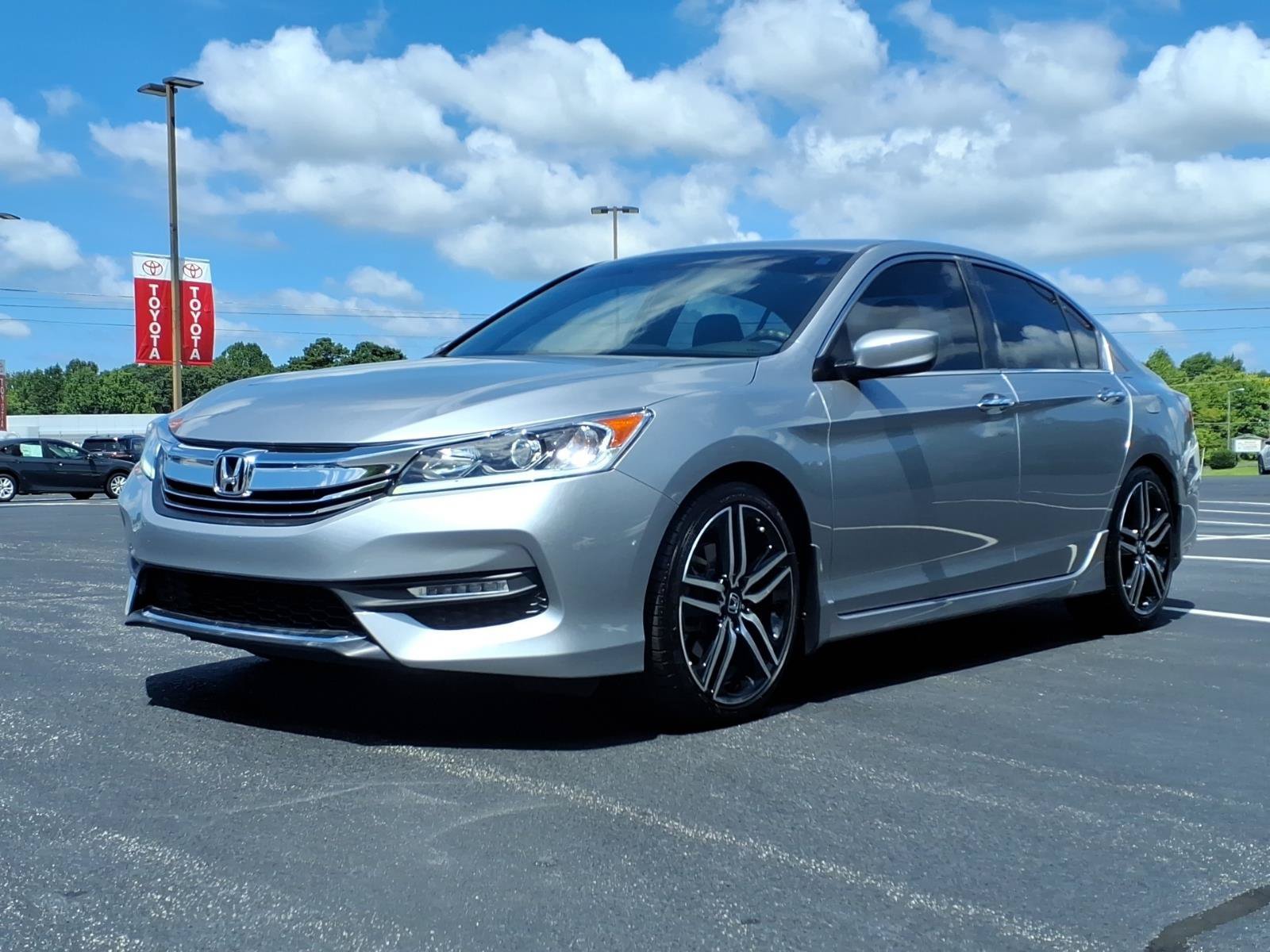 Used 2017 Lunar Silver Metallic Honda Sport image 1