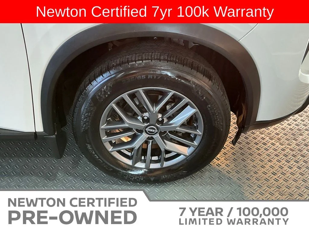Certified Used 2025 Glacier White Nissan S image 42