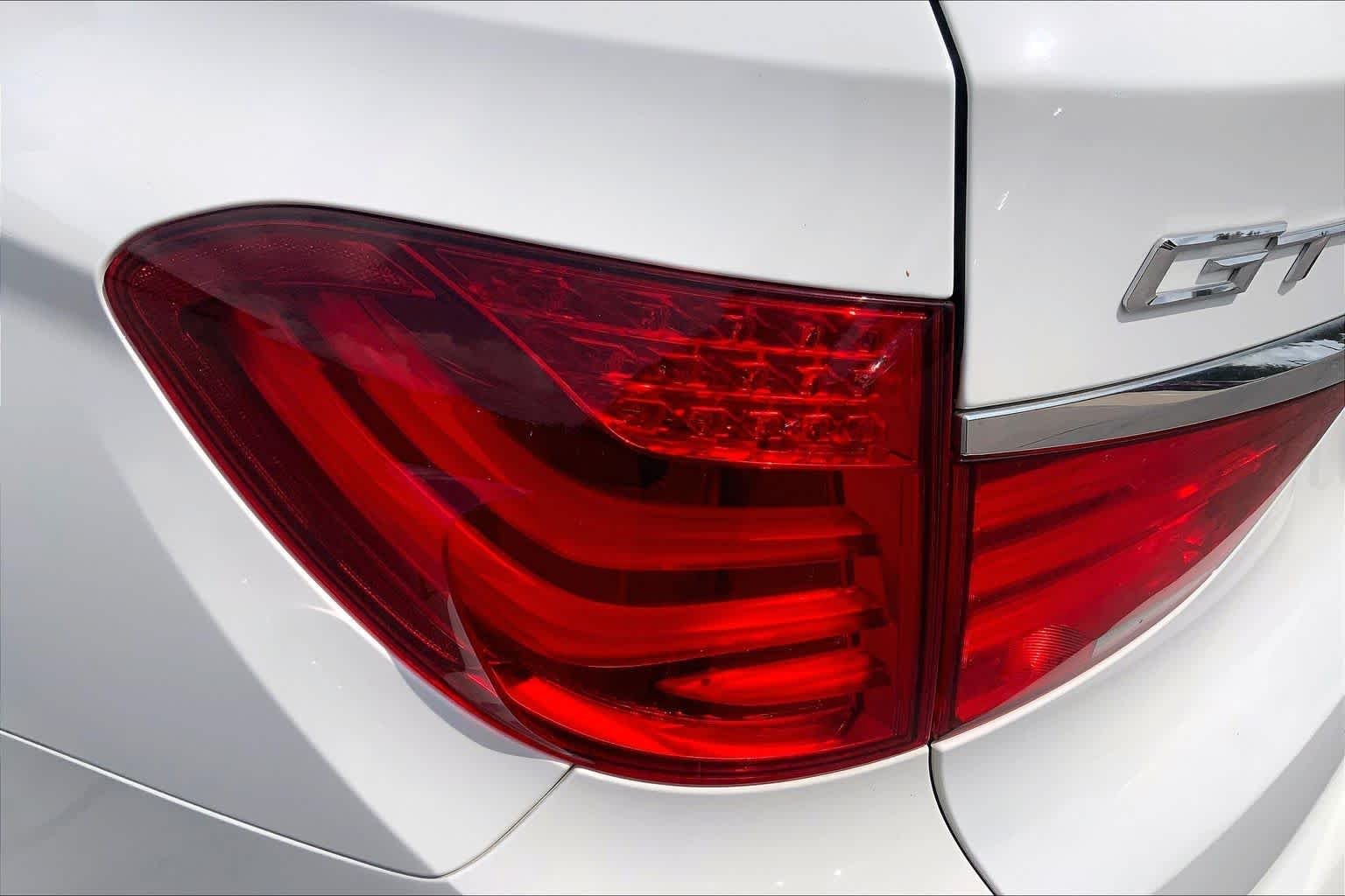 Used 2013 Alpine White BMW 535i image 29