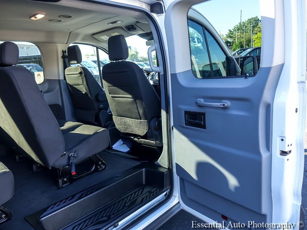 Used 2018 Oxford White Ford XL image 22