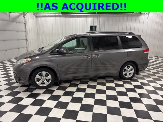 2012 Toyota Sienna LE
