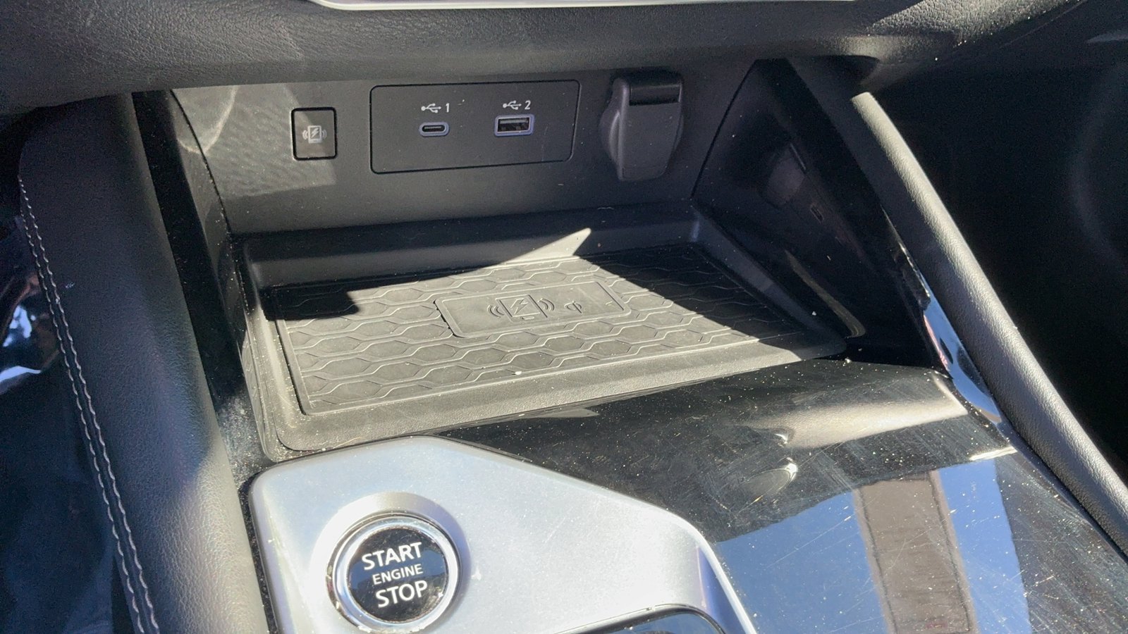 Used 2023 Silver Nissan 2.5 SV image 43