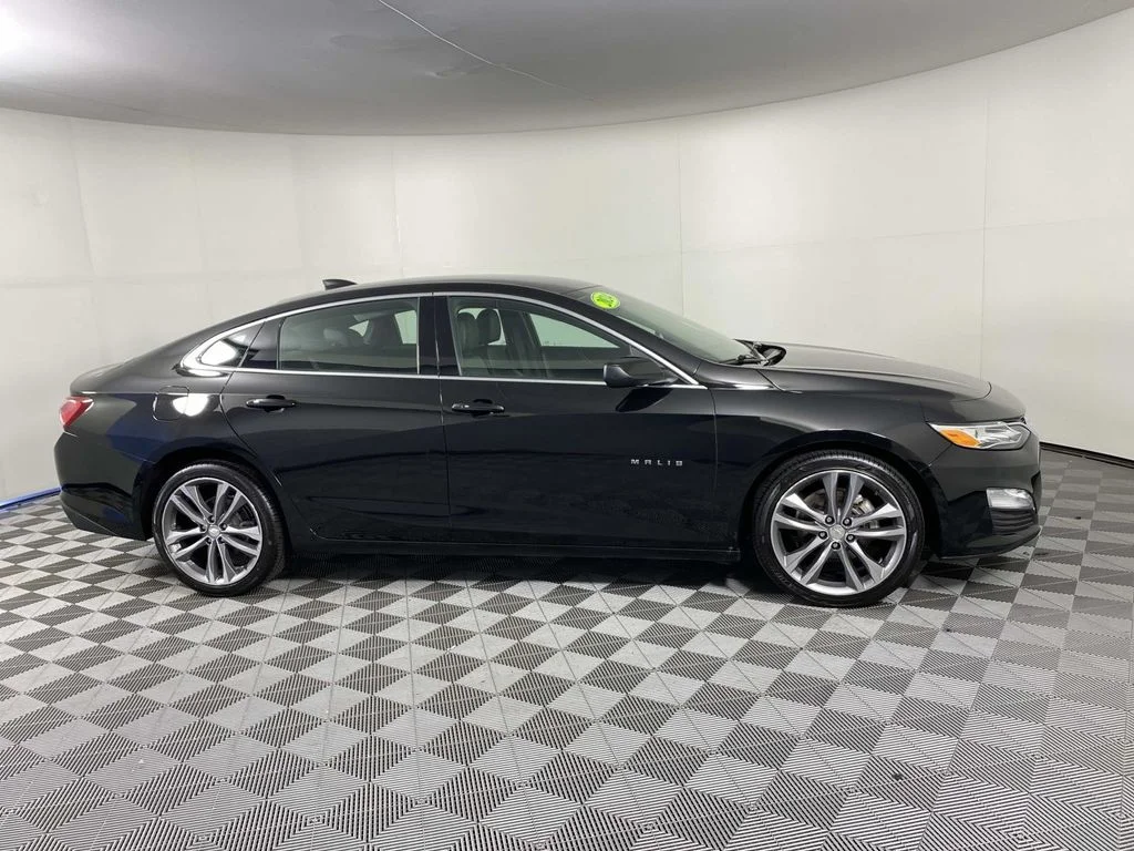 Used 2024 Black Chevrolet LT image 10