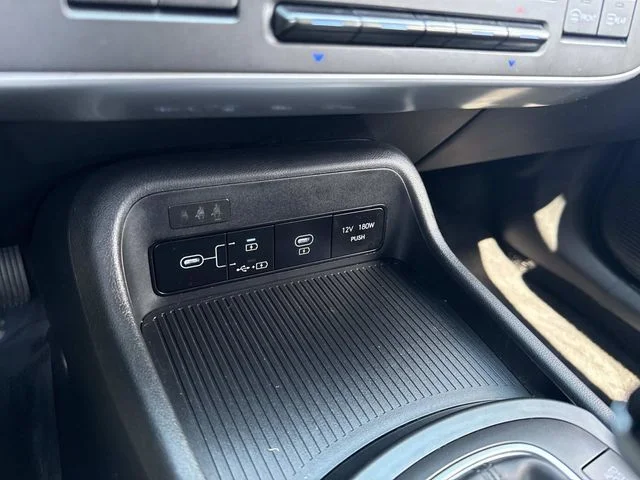 Certified Used 2025 White Hyundai SEL image 25