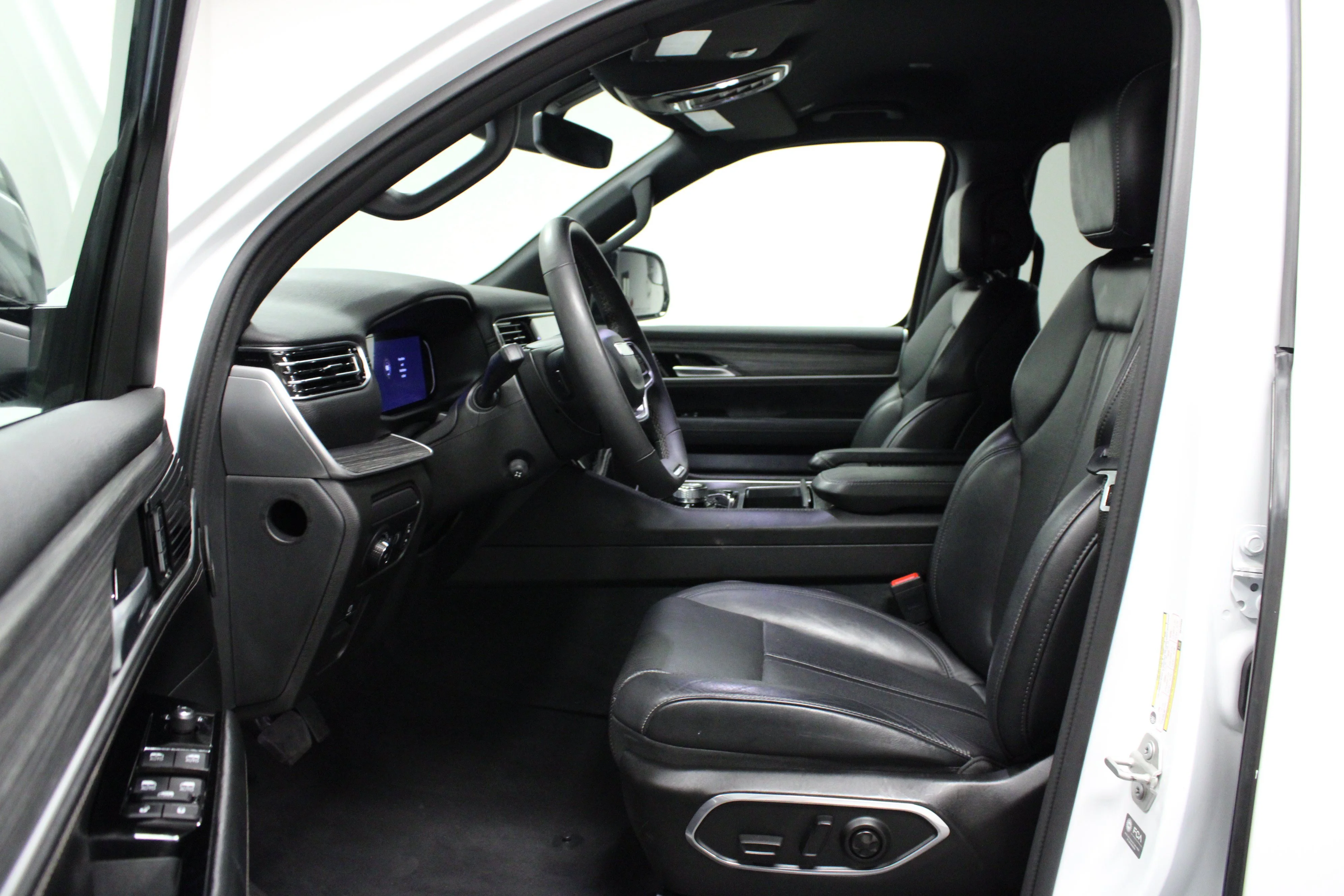 Used 2024 Bright White Clearcoat Jeep Series II image 12