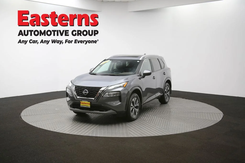 Used 2023 Gray Nissan SV image 55