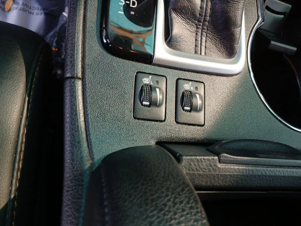 Used 2019 Red Toyota XLE image 25