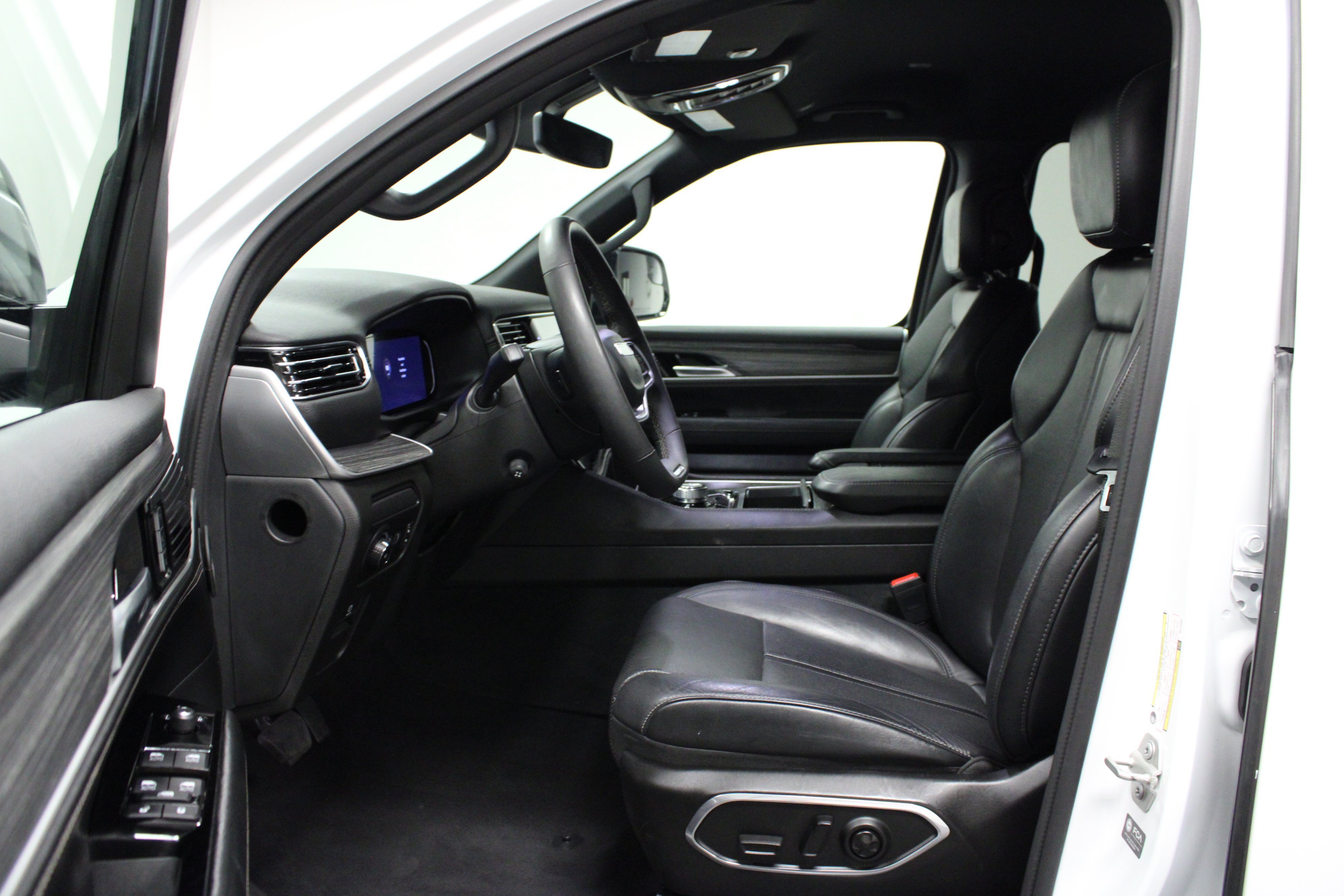 Used 2024 Bright White Clearcoat Jeep Series II image 12