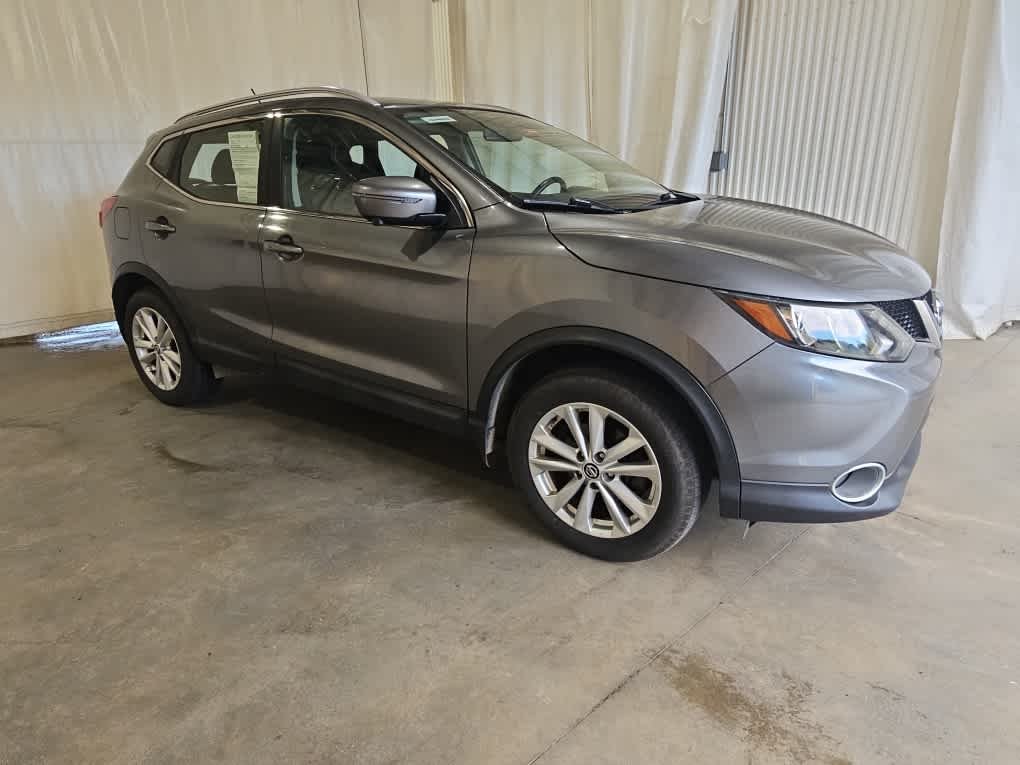 Used 2017 Gun Metallic Nissan SV image 3