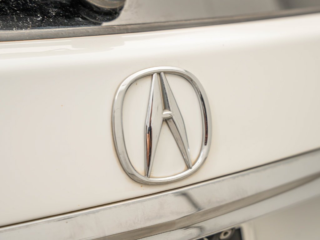 Used 2020 Platinum White Pearl Acura SH-AWD with Technology Package image 17
