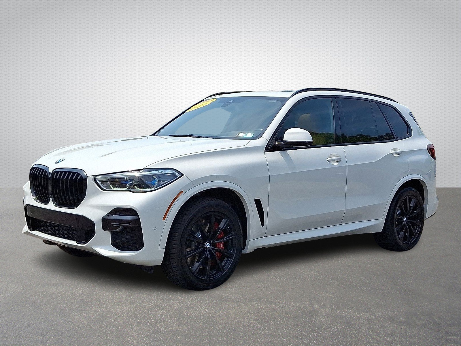 Certified Used 2023 Alpine White - 300 BMW M50i image 3
