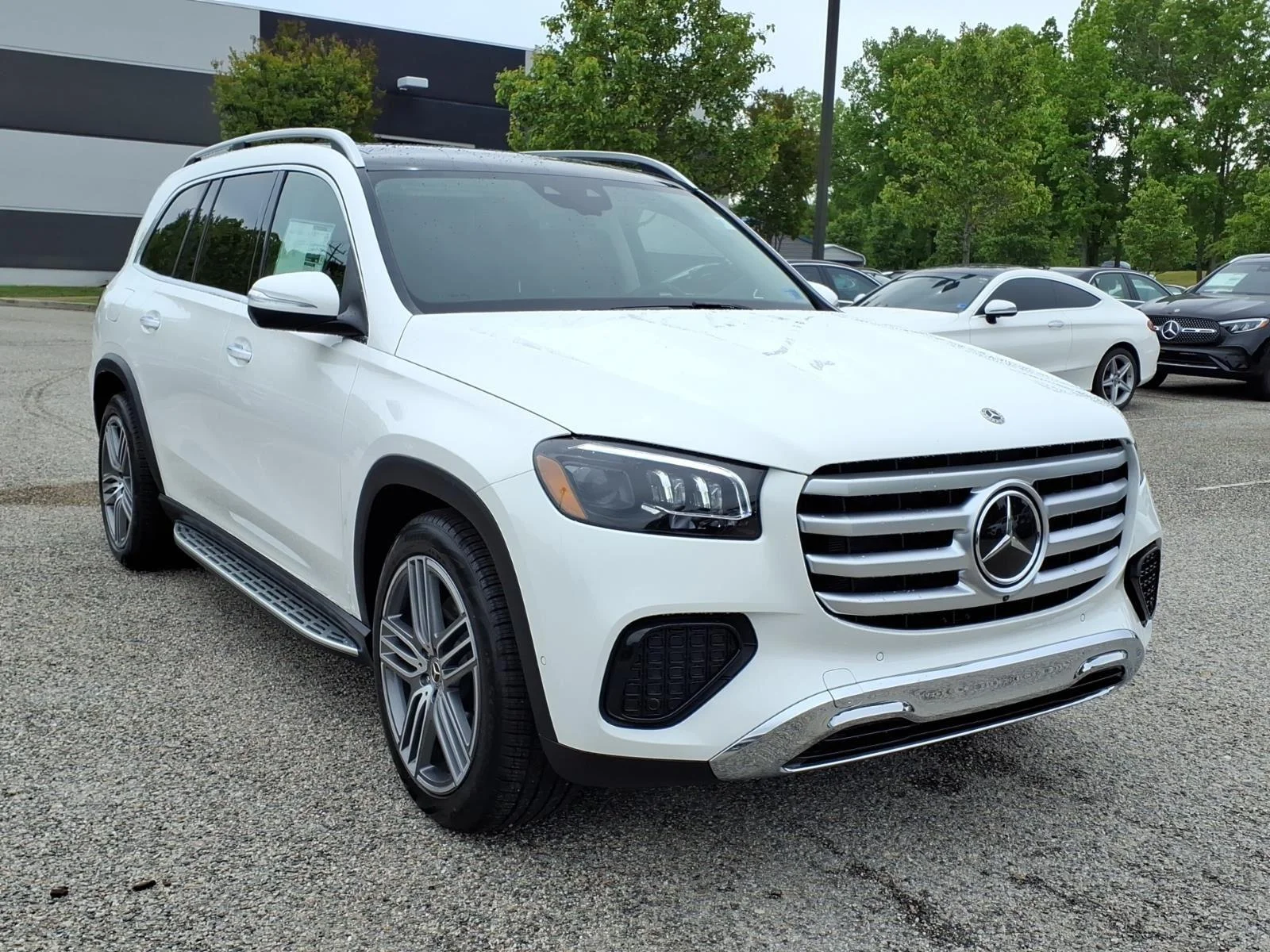 New 2026 WHITE Mercedes-Benz GLS 450 image 3