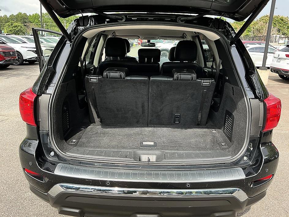 Used 2020 Magnetic Black Pearl Nissan SL image 28