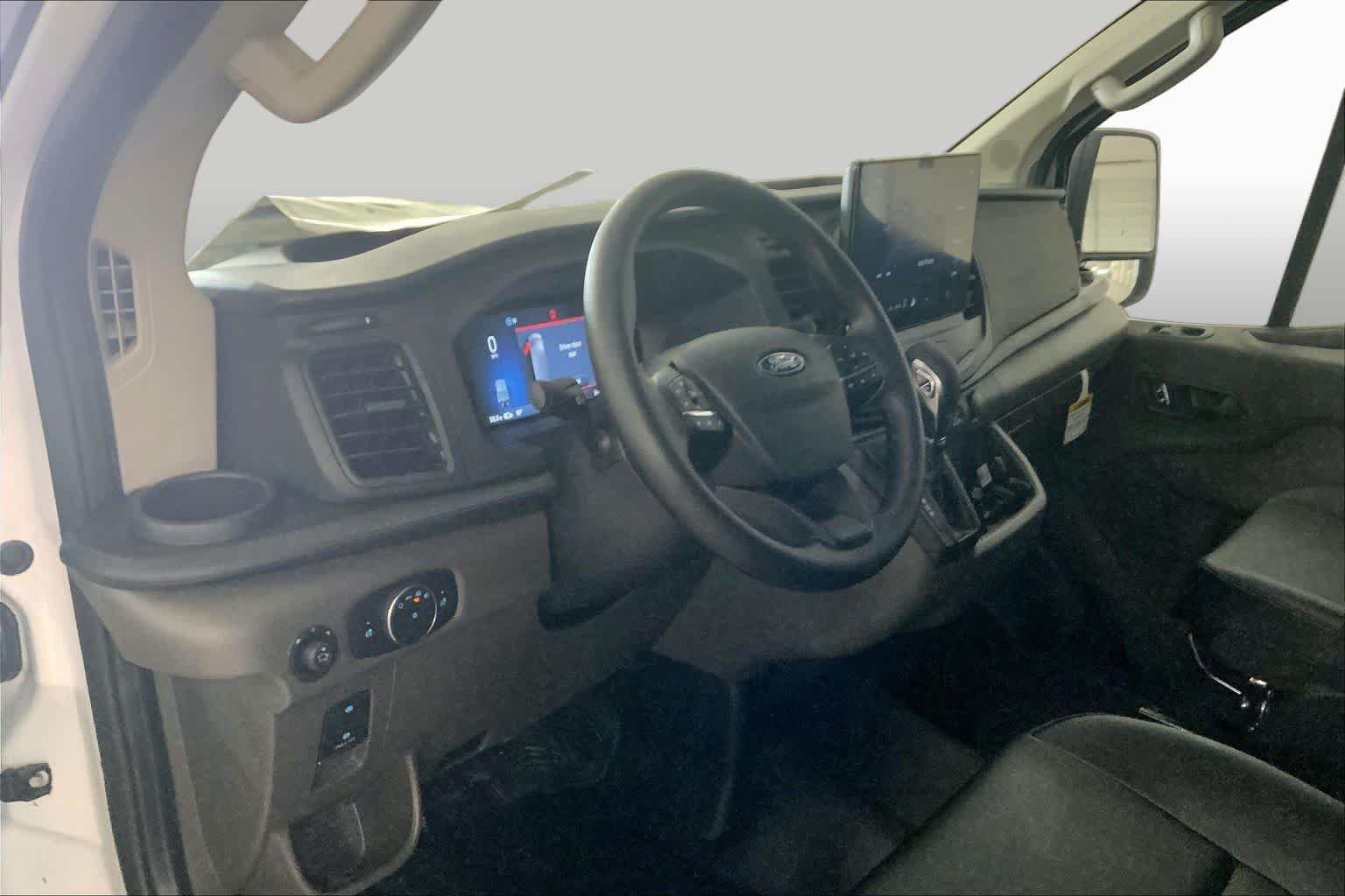 New 2026 Oxford White Ford Cargo Van image 6