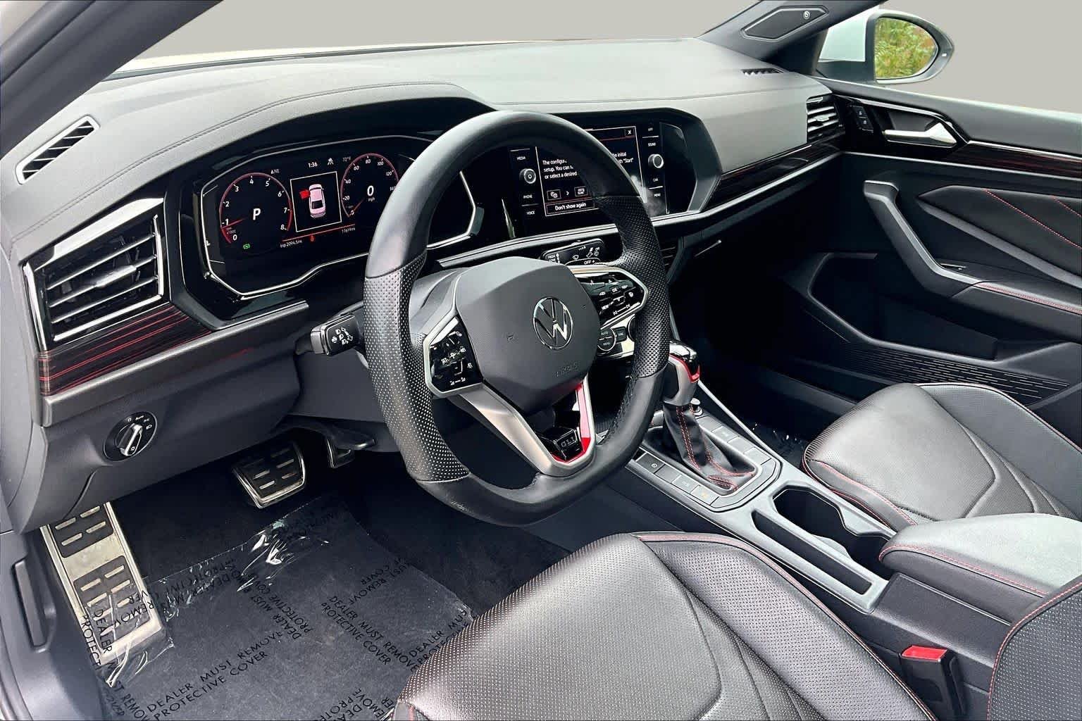 Used 2024 Pure White Volkswagen Autobahn image 17