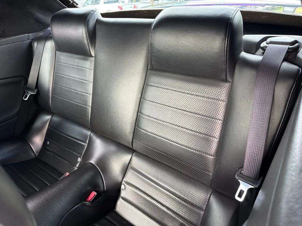 Used 2006 Black Clearcoat Ford  image 11