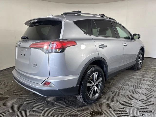 Used 2017 Silver Sky Metallic Toyota XLE image 3