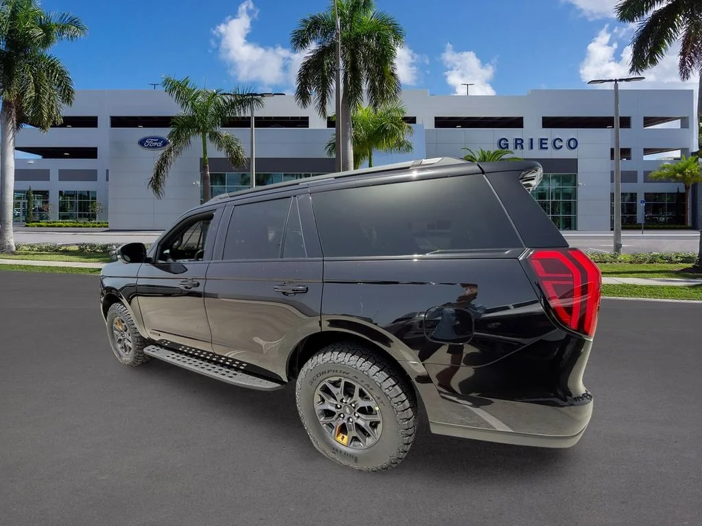 New 2027 Agate Black Metallic Ford Tremor® image 10