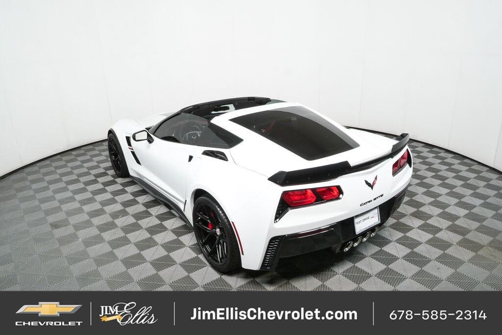 Used 2018 ARCTIC WHITE Chevrolet Grand Sport 2LT image 24