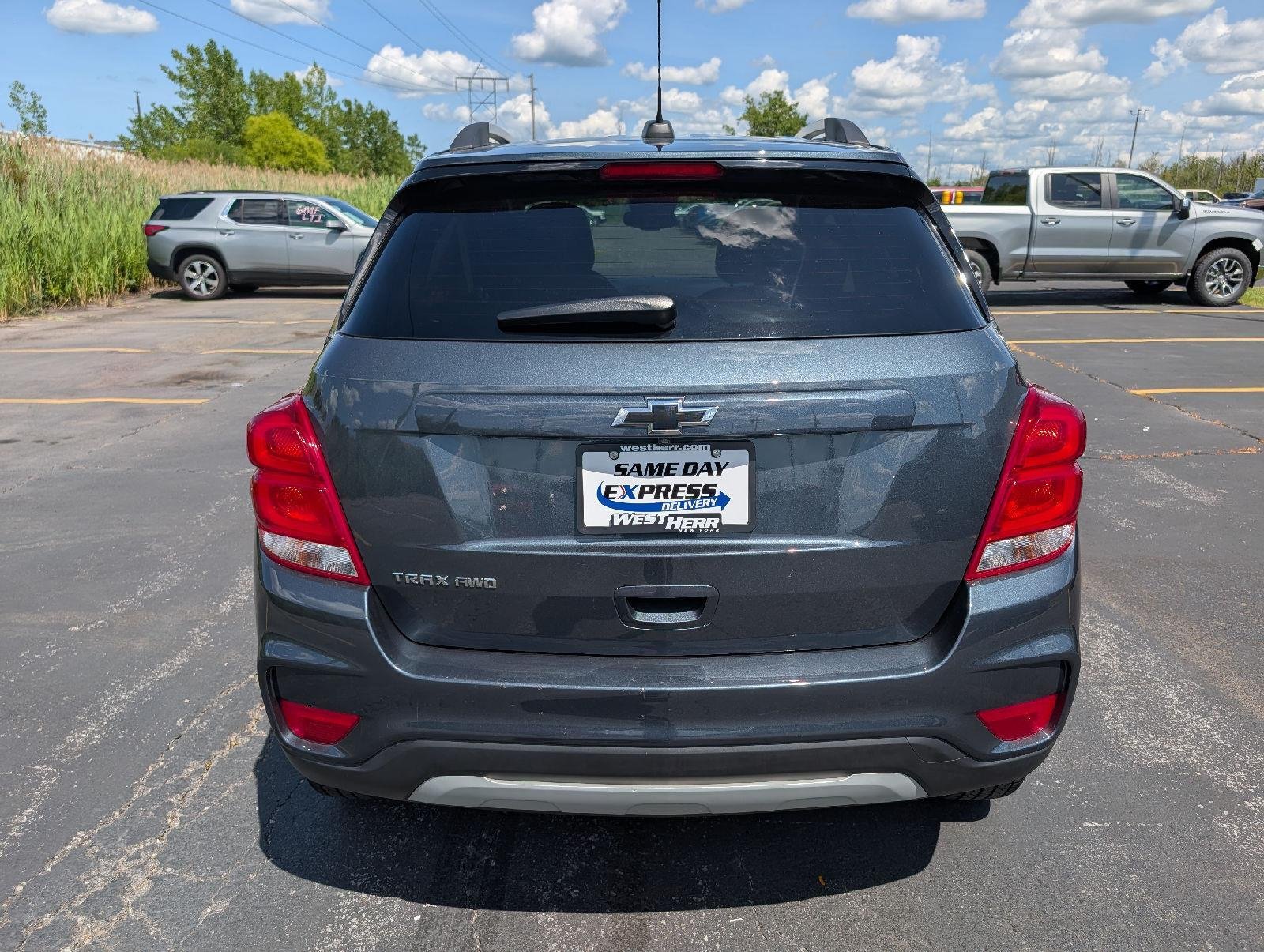 Used 2021 Shadow Gray Metallic Chevrolet LT image 7