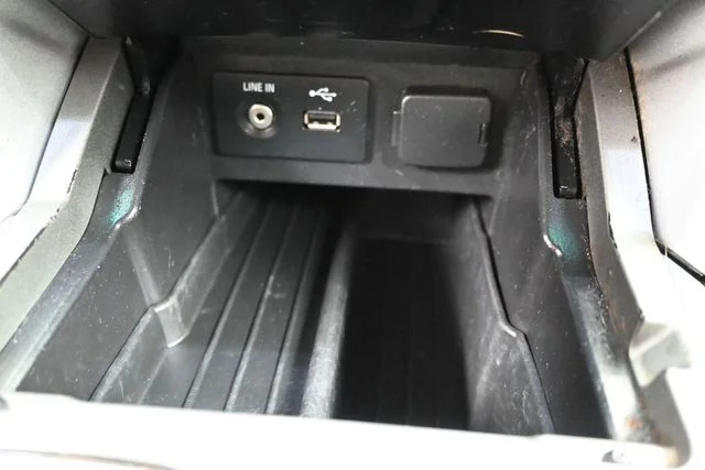 Used 2015 Black Ford XLT image 36