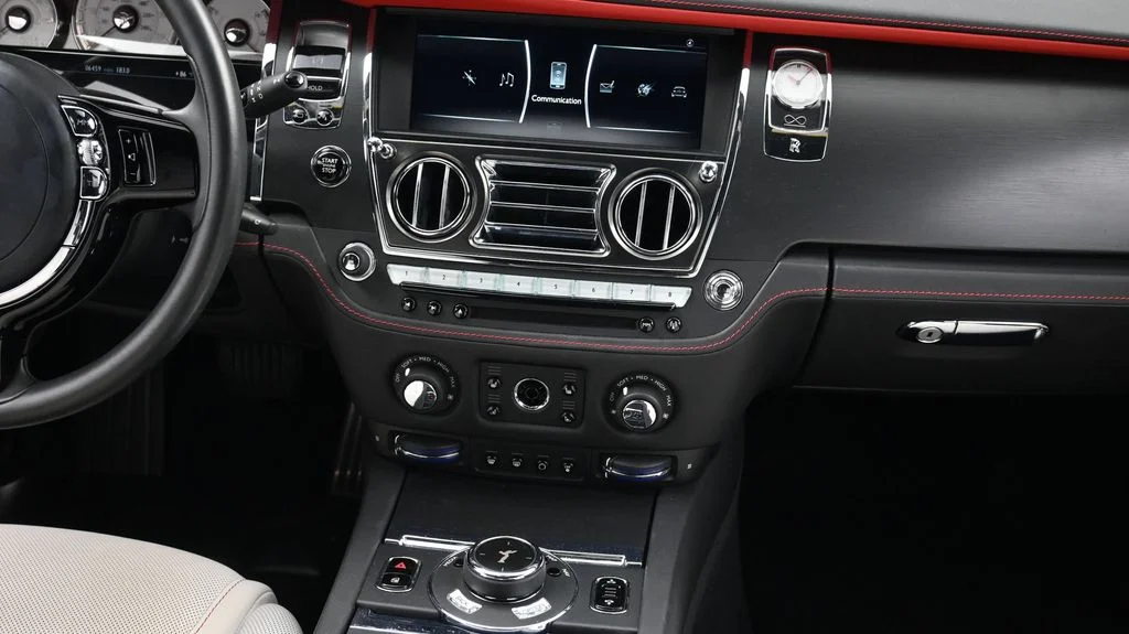 Used 2020  Rolls-Royce  image 18