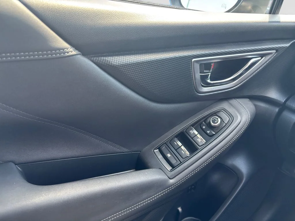 Used 2020 Black Subaru Limited image 15