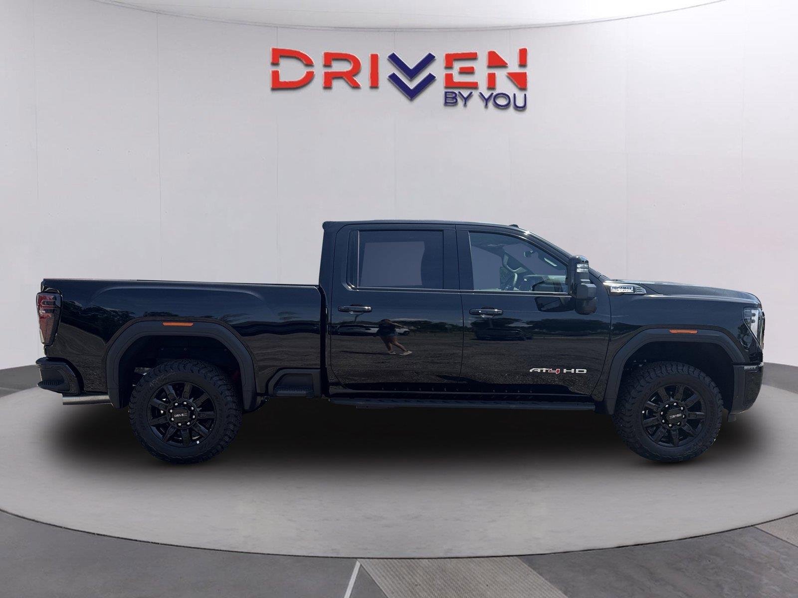 New 2026 Onyx Black GMC AT4 image 3