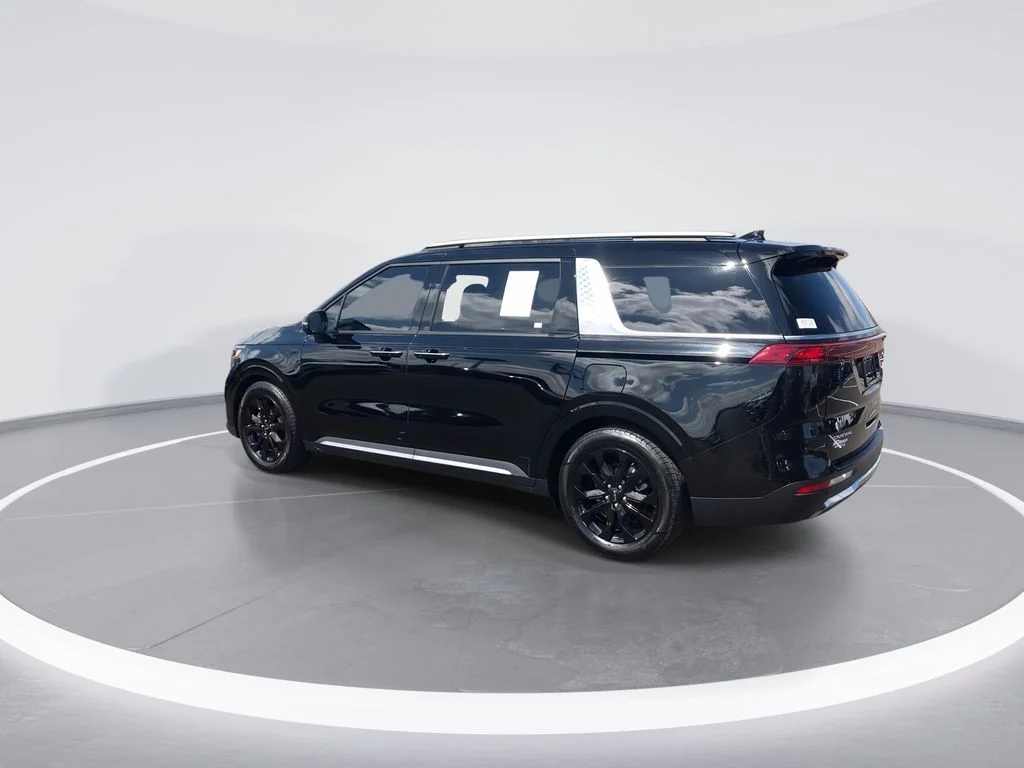 Used 2024 Black Kia SX image 6