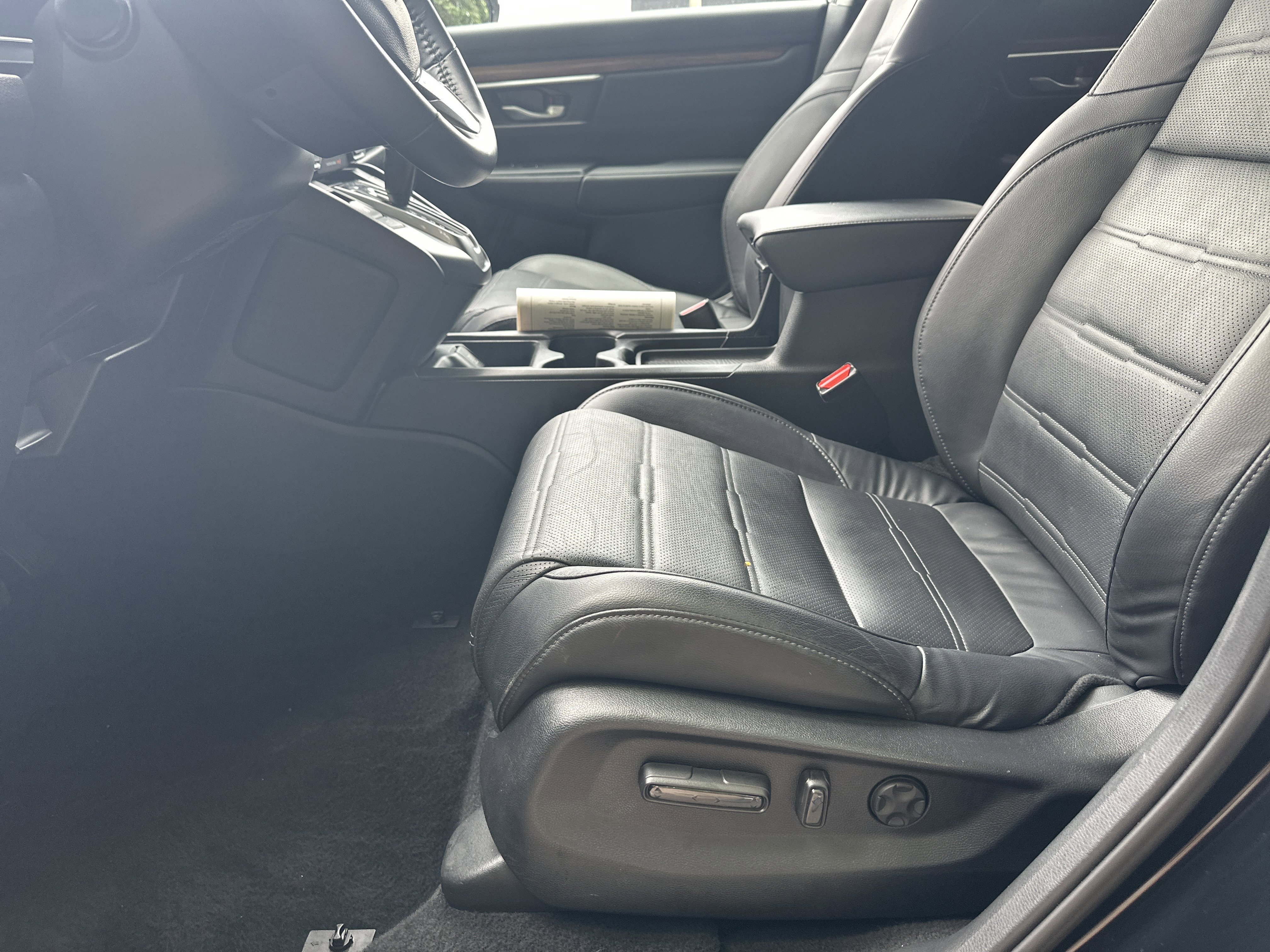 Used 2019 Crystal Black Pearl Honda EX-L image 10
