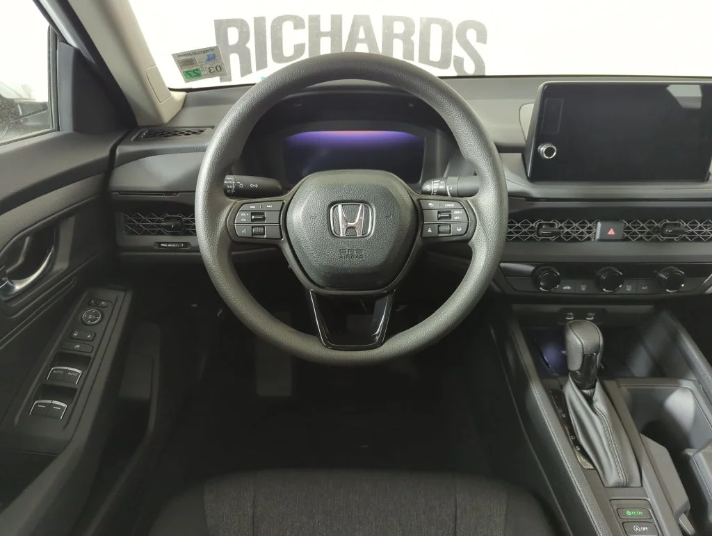 New 2026 Platinum White Pearl Honda LX image 15