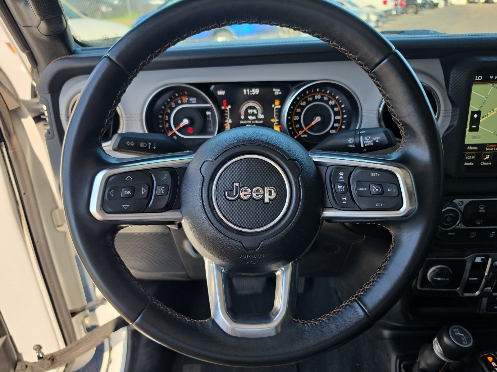 Used 2022 White Jeep High Altitude image 22