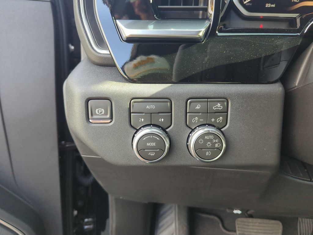 New 2026 Onyx Black GMC SLT image 19