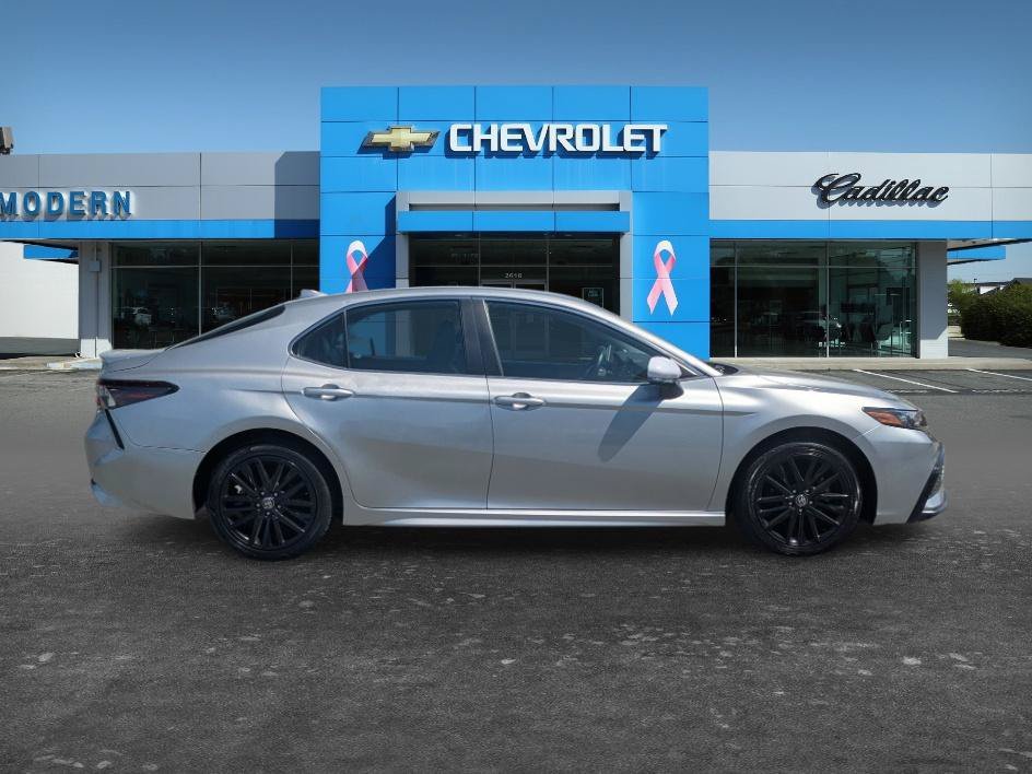 Used 2024 Silver Toyota SE image 6