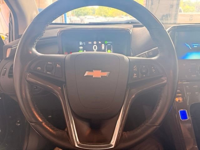 Used 2014 ASHEN GREY METALLIC Chevrolet STD image 13