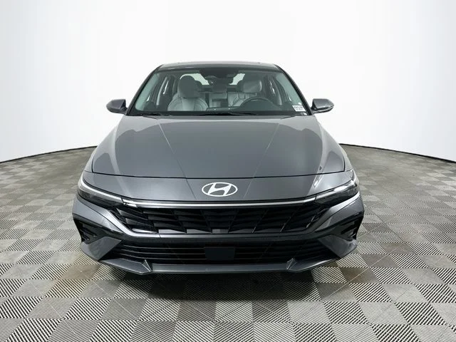 New 2026 Hyundai ELANTRA Limited