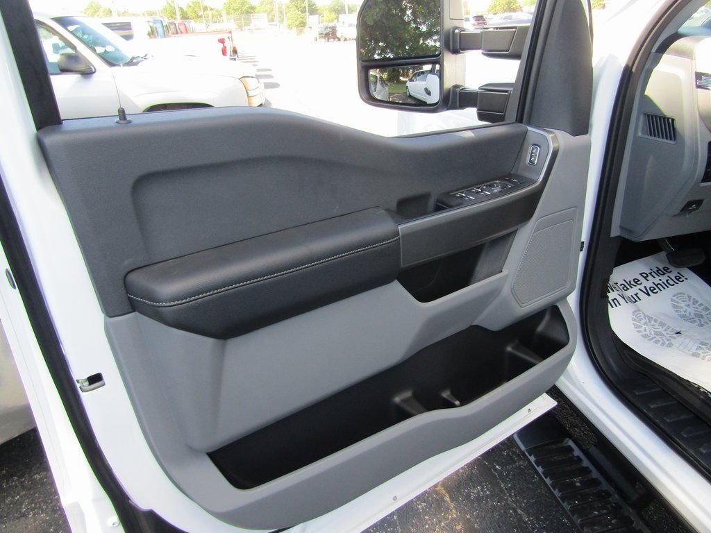 2026 Ford F-350 Super Duty XLT - Photo 18
