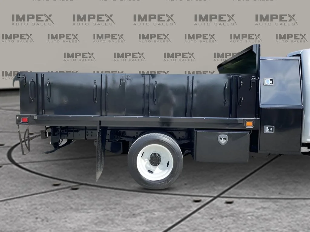 Used 2022 White Chevrolet Work Truck image 46