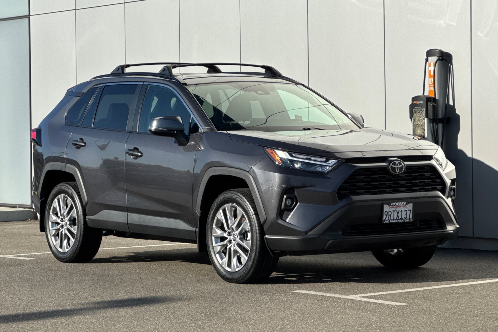 Used 2025 Gray Toyota XLE Premium image 7