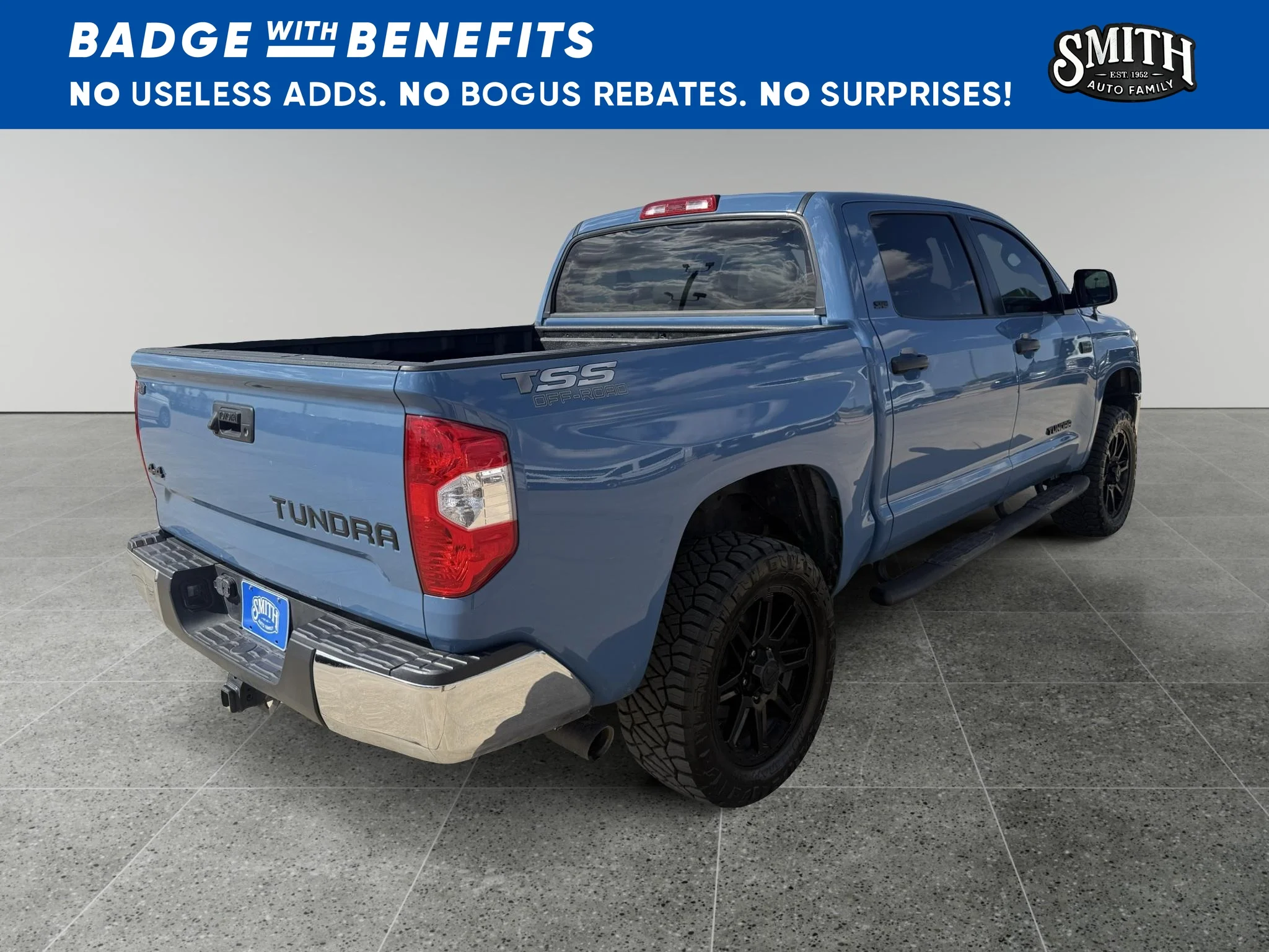 Certified Used 2019 Cavalry Blue Toyota SR5 image 4