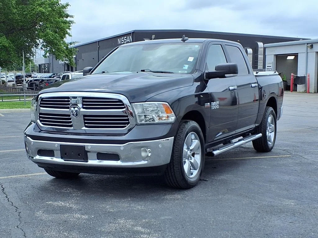 Used 2017 RAM Ram 1500 Pickup Big Horn with VIN 3C6RR7LT7HG511487 for sale in Kansas City